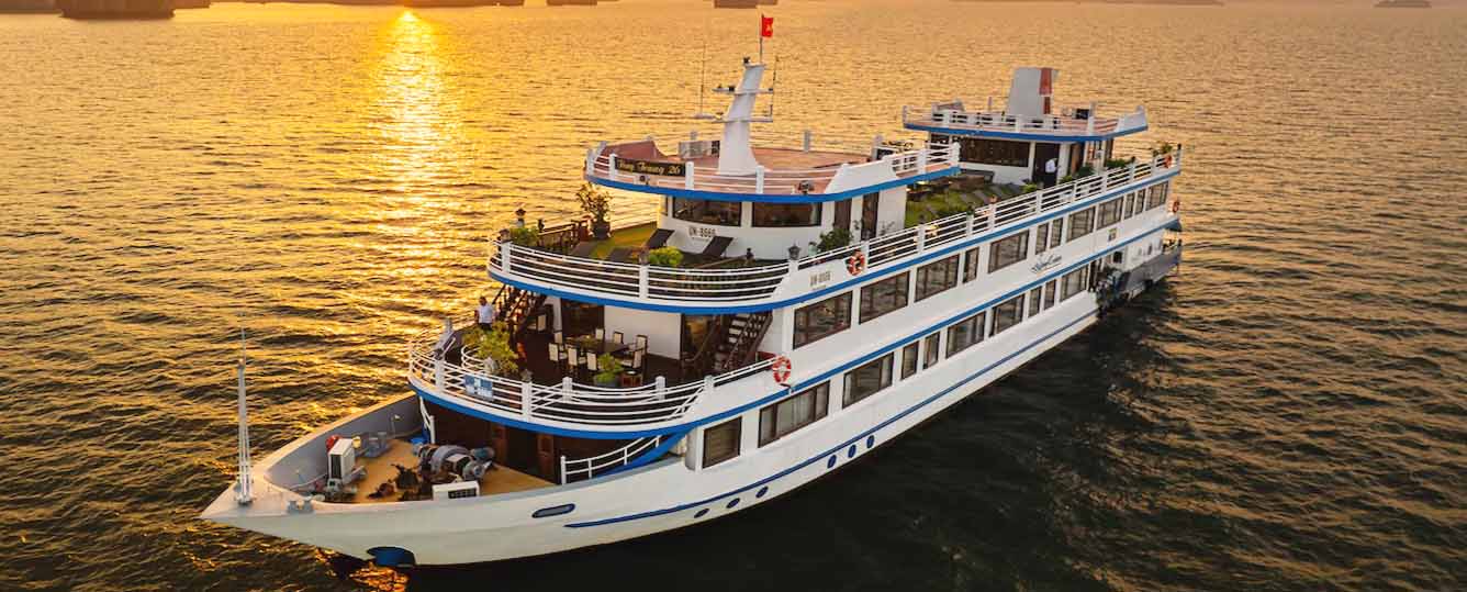 Swan Cruise - 2 Days 1 Night - Halong Bay & Bai Tu Long Bay